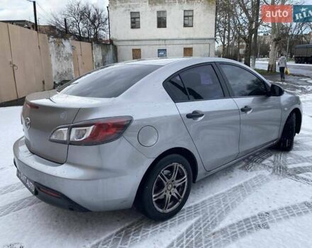 Сірий Мазда 3, об'ємом двигуна 1.6 л та пробігом 189 тис. км за 7300 $, фото 6 на Automoto.ua