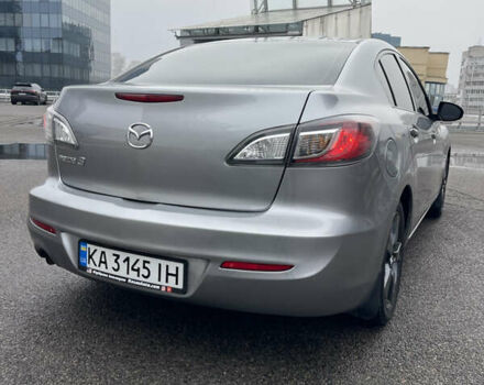 Сірий Мазда 3, об'ємом двигуна 2 л та пробігом 200 тис. км за 8500 $, фото 9 на Automoto.ua