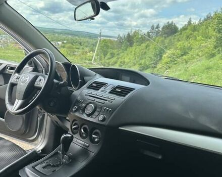 Сірий Мазда 3, об'ємом двигуна 2 л та пробігом 320 тис. км за 7000 $, фото 10 на Automoto.ua