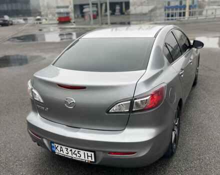 Сірий Мазда 3, об'ємом двигуна 2 л та пробігом 200 тис. км за 8500 $, фото 10 на Automoto.ua