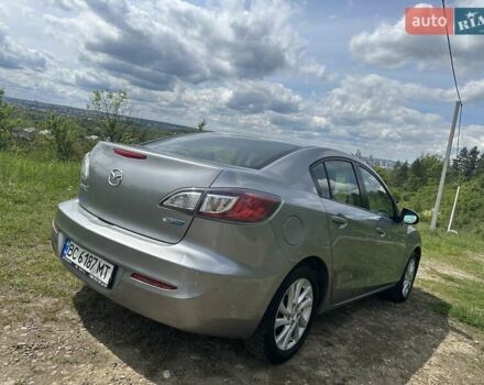 Сірий Мазда 3, об'ємом двигуна 2 л та пробігом 320 тис. км за 7000 $, фото 7 на Automoto.ua