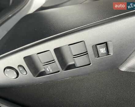 Сірий Мазда 3, об'ємом двигуна 2 л та пробігом 200 тис. км за 8500 $, фото 19 на Automoto.ua