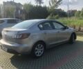 Серый Мазда 3, объемом двигателя 2 л и пробегом 240 тыс. км за 7250 $, фото 3 на Automoto.ua