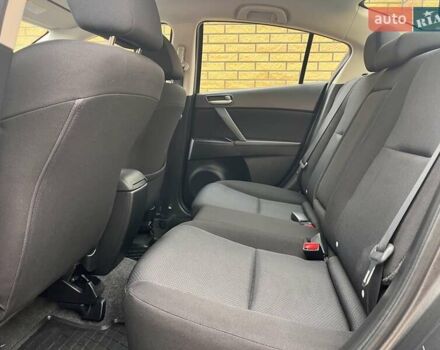 Сірий Мазда 3, об'ємом двигуна 1.6 л та пробігом 196 тис. км за 7950 $, фото 18 на Automoto.ua