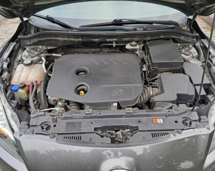 Сірий Мазда 3, об'ємом двигуна 1.6 л та пробігом 159 тис. км за 8808 $, фото 8 на Automoto.ua