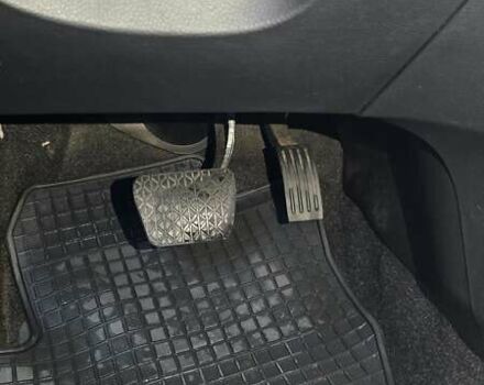 Сірий Мазда 3, об'ємом двигуна 1.6 л та пробігом 119 тис. км за 9000 $, фото 30 на Automoto.ua