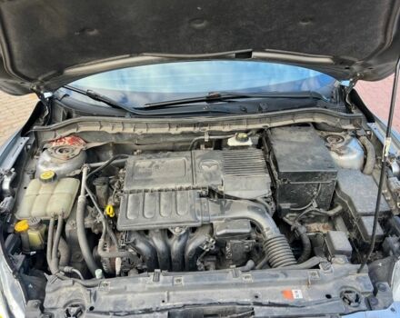 Серый Мазда 3, объемом двигателя 1.6 л и пробегом 278 тыс. км за 6800 $, фото 6 на Automoto.ua