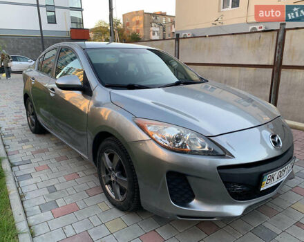 Сірий Мазда 3, об'ємом двигуна 2 л та пробігом 130 тис. км за 7350 $, фото 4 на Automoto.ua