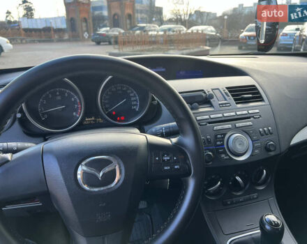 Серый Мазда 3, объемом двигателя 1.6 л и пробегом 259 тыс. км за 8500 $, фото 8 на Automoto.ua