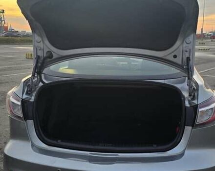 Сірий Мазда 3, об'ємом двигуна 1.6 л та пробігом 119 тис. км за 9000 $, фото 13 на Automoto.ua