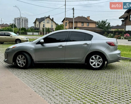 Серый Мазда 3, объемом двигателя 2 л и пробегом 90 тыс. км за 8300 $, фото 4 на Automoto.ua