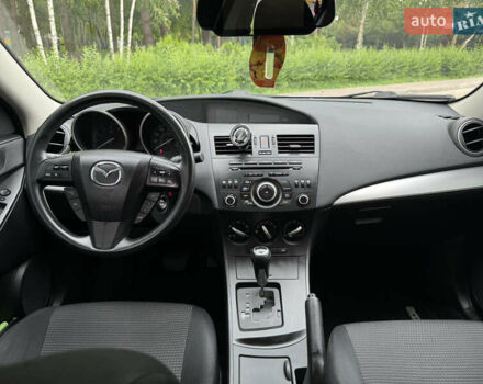 Серый Мазда 3, объемом двигателя 2 л и пробегом 90 тыс. км за 8300 $, фото 19 на Automoto.ua