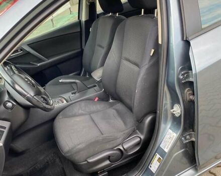 Серый Мазда 3, объемом двигателя 2 л и пробегом 232 тыс. км за 7200 $, фото 10 на Automoto.ua