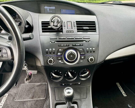 Серый Мазда 3, объемом двигателя 2 л и пробегом 90 тыс. км за 8300 $, фото 30 на Automoto.ua