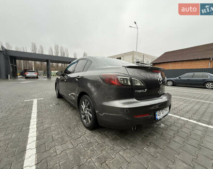 Сірий Мазда 3, об'ємом двигуна 2 л та пробігом 254 тис. км за 8000 $, фото 3 на Automoto.ua