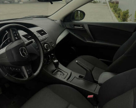 Серый Мазда 3, объемом двигателя 2 л и пробегом 201 тыс. км за 7000 $, фото 35 на Automoto.ua