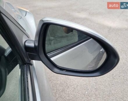 Серый Мазда 3, объемом двигателя 2 л и пробегом 190 тыс. км за 6999 $, фото 34 на Automoto.ua