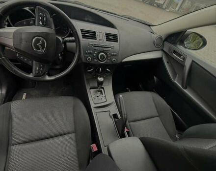 Серый Мазда 3, объемом двигателя 2 л и пробегом 201 тыс. км за 7000 $, фото 37 на Automoto.ua