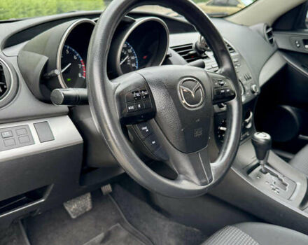 Серый Мазда 3, объемом двигателя 2 л и пробегом 90 тыс. км за 8300 $, фото 12 на Automoto.ua