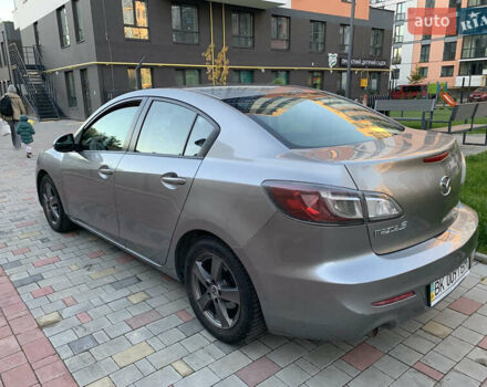 Сірий Мазда 3, об'ємом двигуна 2 л та пробігом 130 тис. км за 7350 $, фото 3 на Automoto.ua