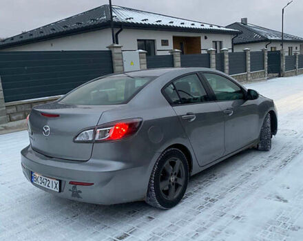 Сірий Мазда 3, об'ємом двигуна 2 л та пробігом 135 тис. км за 7500 $, фото 5 на Automoto.ua