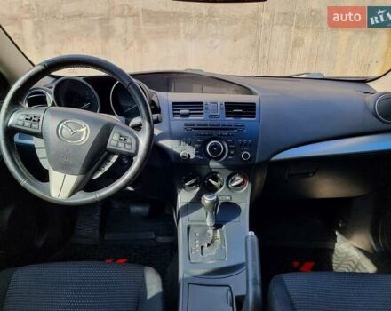 Серый Мазда 3, объемом двигателя 2 л и пробегом 190 тыс. км за 6999 $, фото 1 на Automoto.ua