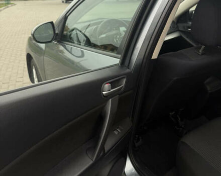 Серый Мазда 3, объемом двигателя 2 л и пробегом 201 тыс. км за 7000 $, фото 32 на Automoto.ua