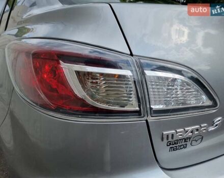 Серый Мазда 3, объемом двигателя 2 л и пробегом 190 тыс. км за 6999 $, фото 31 на Automoto.ua