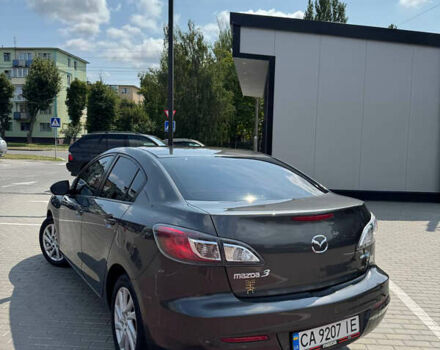 Сірий Мазда 3, об'ємом двигуна 2 л та пробігом 164 тис. км за 7750 $, фото 4 на Automoto.ua