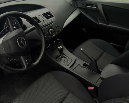 Серый Мазда 3, объемом двигателя 2 л и пробегом 201 тыс. км за 7000 $, фото 33 на Automoto.ua