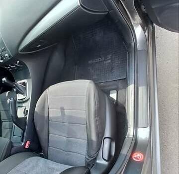Сірий Мазда 3, об'ємом двигуна 1.6 л та пробігом 135 тис. км за 8300 $, фото 14 на Automoto.ua