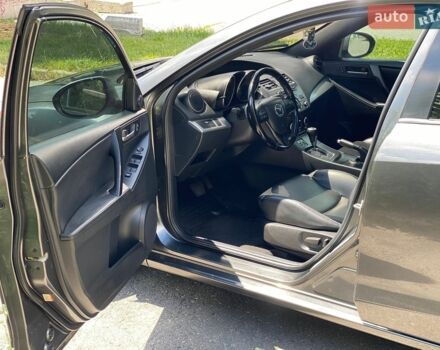 Серый Мазда 3, объемом двигателя 2 л и пробегом 290 тыс. км за 7777 $, фото 7 на Automoto.ua