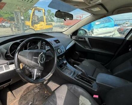 Серый Мазда 3, объемом двигателя 2 л и пробегом 271 тыс. км за 5500 $, фото 8 на Automoto.ua