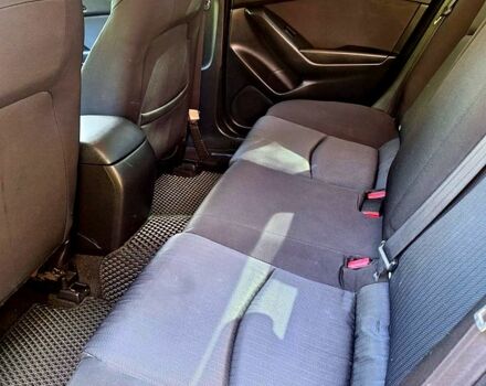 Серый Мазда 3, объемом двигателя 2 л и пробегом 172 тыс. км за 9500 $, фото 2 на Automoto.ua
