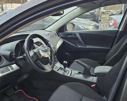 Сірий Мазда 3, об'ємом двигуна 1.6 л та пробігом 134 тис. км за 3800 $, фото 16 на Automoto.ua