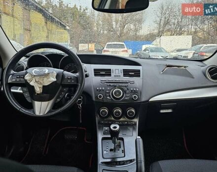 Сірий Мазда 3, об'ємом двигуна 1.6 л та пробігом 134 тис. км за 3800 $, фото 26 на Automoto.ua