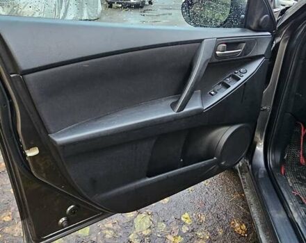 Сірий Мазда 3, об'ємом двигуна 1.6 л та пробігом 134 тис. км за 3800 $, фото 15 на Automoto.ua