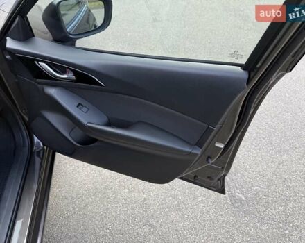 Серый Мазда 3, объемом двигателя 1.5 л и пробегом 134 тыс. км за 11600 $, фото 16 на Automoto.ua