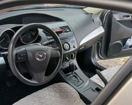 Серый Мазда 3, объемом двигателя 2 л и пробегом 225 тыс. км за 7200 $, фото 6 на Automoto.ua