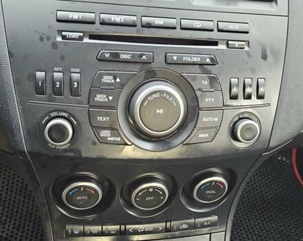 Сірий Мазда 3, об'ємом двигуна 1.6 л та пробігом 134 тис. км за 3800 $, фото 17 на Automoto.ua