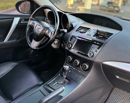 Сірий Мазда 3, об'ємом двигуна 2 л та пробігом 247 тис. км за 9500 $, фото 14 на Automoto.ua