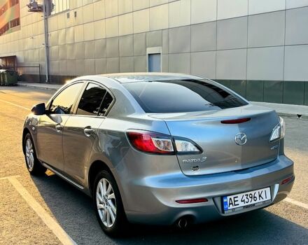 Сірий Мазда 3, об'ємом двигуна 2 л та пробігом 106 тис. км за 10300 $, фото 5 на Automoto.ua
