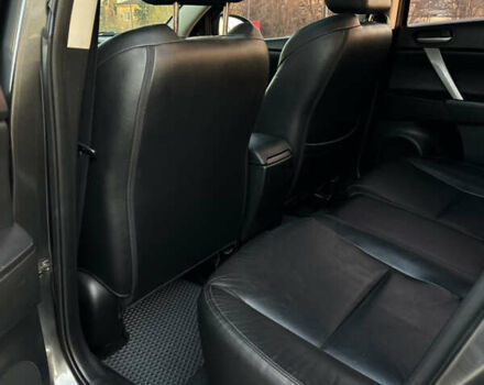 Сірий Мазда 3, об'ємом двигуна 2 л та пробігом 247 тис. км за 9500 $, фото 17 на Automoto.ua