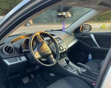 Серый Мазда 3, объемом двигателя 2 л и пробегом 110 тыс. км за 7400 $, фото 10 на Automoto.ua