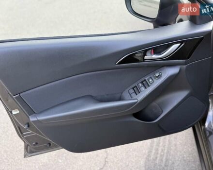 Серый Мазда 3, объемом двигателя 1.5 л и пробегом 134 тыс. км за 11600 $, фото 11 на Automoto.ua