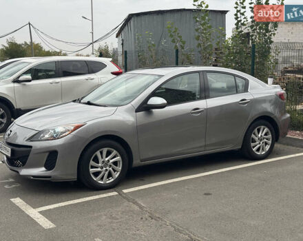 Мазда 3 2013 в Киеве на Automoto.ua Серый Мазда 3, объемом двигателя 2 л и пробегом 240 тыс. км за 9000 $, фото 3 на Automoto.ua