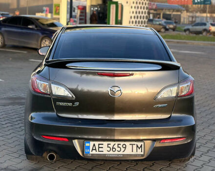 Сірий Мазда 3, об'ємом двигуна 2 л та пробігом 247 тис. км за 9500 $, фото 2 на Automoto.ua