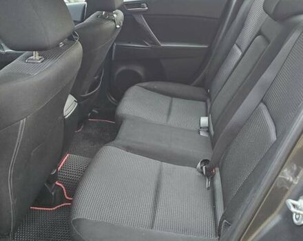 Сірий Мазда 3, об'ємом двигуна 1.6 л та пробігом 134 тис. км за 3800 $, фото 21 на Automoto.ua