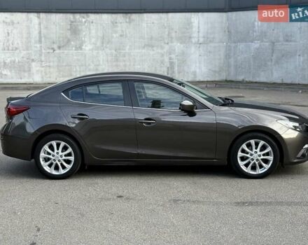 Серый Мазда 3, объемом двигателя 1.5 л и пробегом 134 тыс. км за 11600 $, фото 5 на Automoto.ua