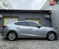 Серый Мазда 3, объемом двигателя 2 л и пробегом 185 тыс. км за 11000 $, фото 12 на Automoto.ua